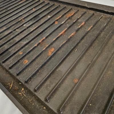 Lodge Cast Iron Cookware (LR-JS)