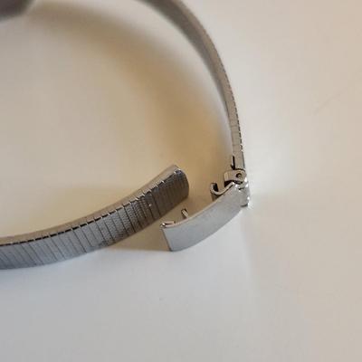 Sale Photo Thumbnail #128: This auction lot is for a Ladies Timex Everyday Watch.  This useful watch has a quartz movement and was made in the Phillipines.  Needs a battery, quite the handsome watch for everyday wear