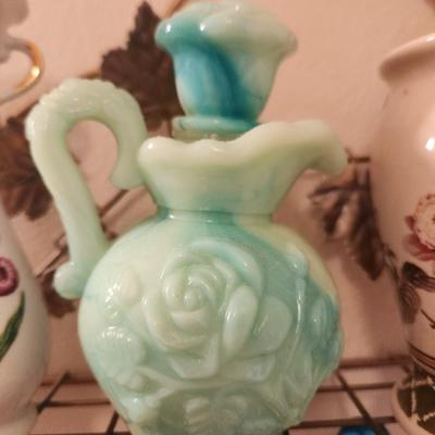 Small Blue Marbled Pitcher