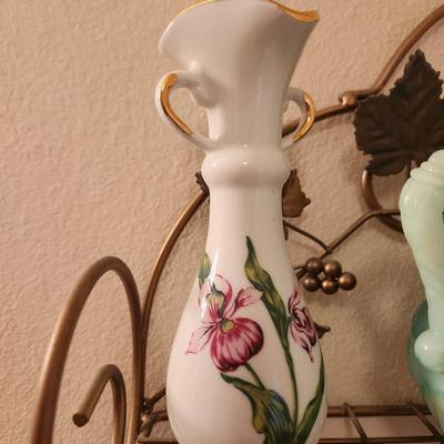 Small Floral Vase w/ Gold Trim