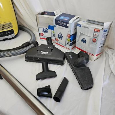Miele HS15 Canister Vacuum & Accessories (LR-JS)