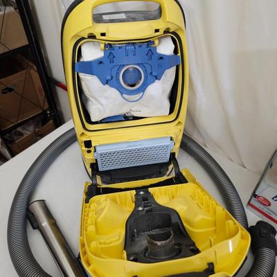 Miele HS15 Canister Vacuum & Accessories (LR-JS)