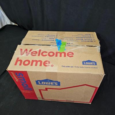 Two Different Styles of Baccarat Wine Glasses (LR-JS)