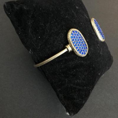 Beautiful blue crystal rhinestone cuff bracelet