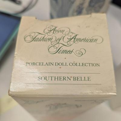 Avon Fashion American Times Porcelain Doll Collection w/ Boxes