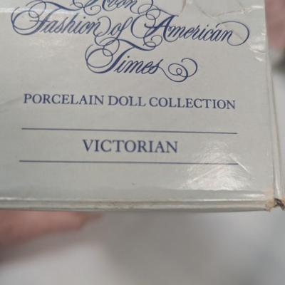Avon Fashion American Times Porcelain Doll Collection w/ Boxes