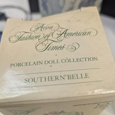 Avon Fashion American Times Porcelain Doll Collection w/ Boxes