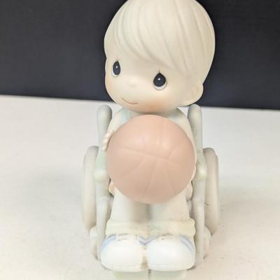1997 Precious Moments Figure "Give Ability A Chance" No box
