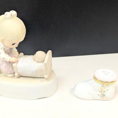 "1980 Jonathan & David" The Original Precious Moments Figurine & Baby Shoe Trinket Box No Boxes