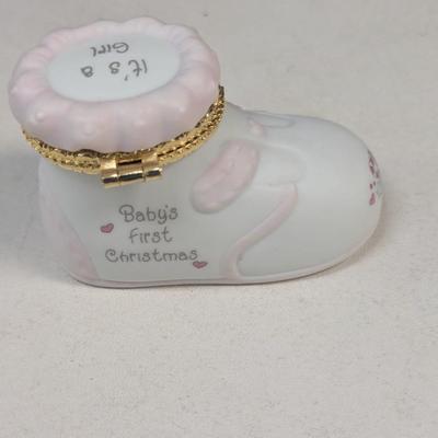 "1980 Jonathan & David" The Original Precious Moments Figurine & Baby Shoe Trinket Box No Boxes