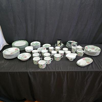 Vendanges China Set & More from Limoges (LR-JS)
