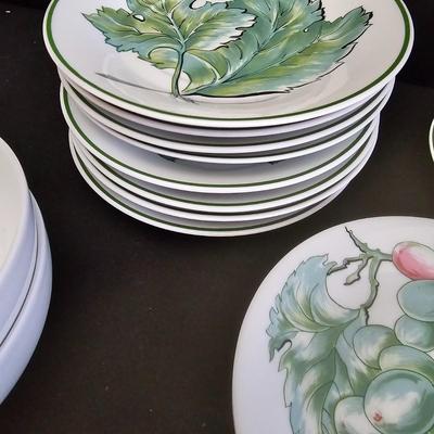 Vendanges China Set & More from Limoges (LR-JS)