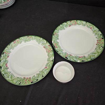 Vendanges China Set & More from Limoges (LR-JS)