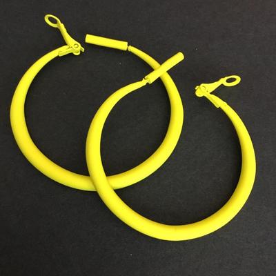 Eggshell highlighter, yellow green hoop earrings