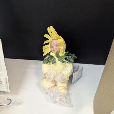 The Ashton-Drake Gallery Dolls April May & June