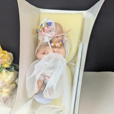 The Ashton-Drake Gallery Dolls April May & June