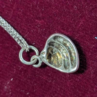 Made In Italy Silver Chain With Shell Pendant