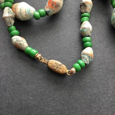 Beautiful vintage Slovakia bead necklace