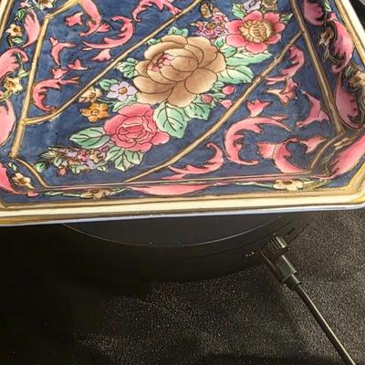 Vintage Chinese Rose Medallion Octagonal Plate — Hand-Painted Porcelain Art with Floral and Gold Detailing