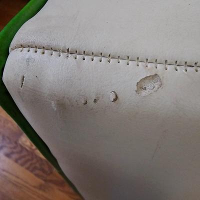 Off White Square Ottoman (LR-JS)