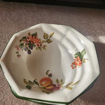 Hexagonal Assorted Fruit Bowls