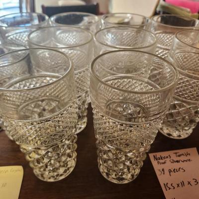 Diamond Pattern Crystal Cup Set