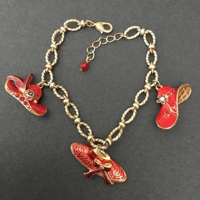 Avon vintage red hat, society, charm bracelet
