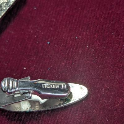 Vintage Tie Clasp & Matching Cuff Links #17