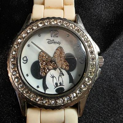 Disney Minnie Mouse Ladies Quartz Watch - Rhinestone Bezel with White Rubber Strap