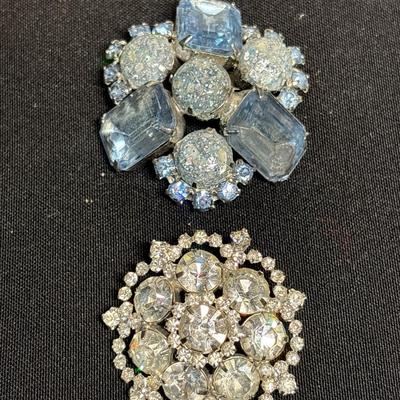 Two vintage brooches