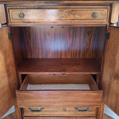 Sale Photo Thumbnail #291