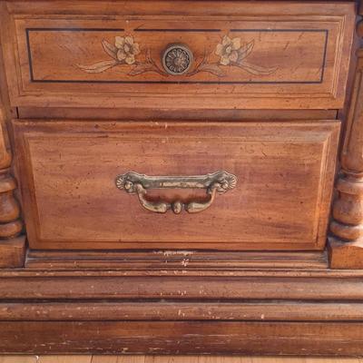 Sale Photo Thumbnail #345