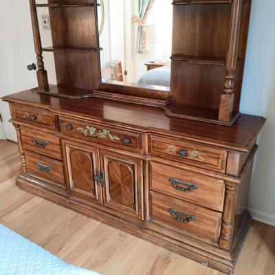 Sale Photo Thumbnail #356