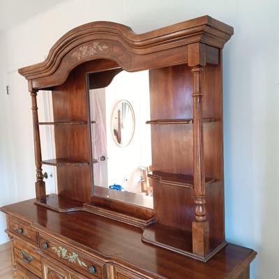 Sale Photo Thumbnail #357