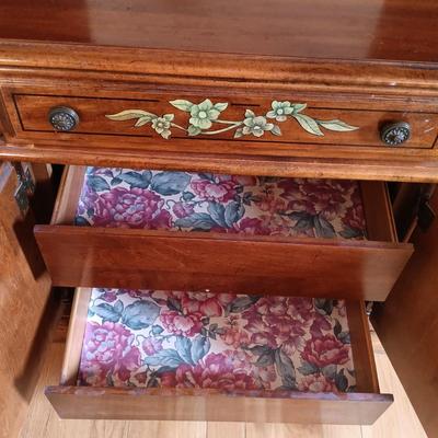 Sale Photo Thumbnail #362