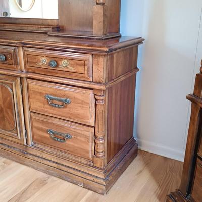 Sale Photo Thumbnail #363