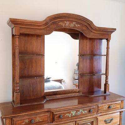 Sale Photo Thumbnail #358