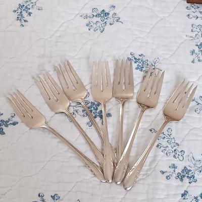 Sale Photo Thumbnail #380