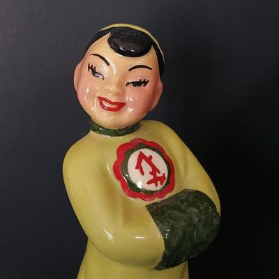 LOT 26: Handmade Bamboo Trays, Wingen Solingen Collectible Turkey Knives, Ceramic Studio Figurine & More