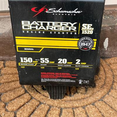 LOT 58: Schumacher Electric Rolling Battery Charger