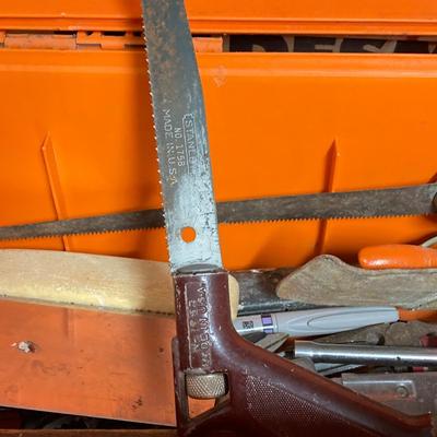 LOT 59: Garage Cleanout - Tools, Lights, Household, Hardware, Air Pump and More