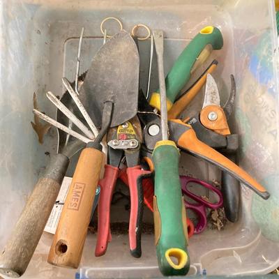 LOT 63: Garden Collection - Miracle Grow Garden Soil, Potting Mix, Tools, Gloves, Bench and More