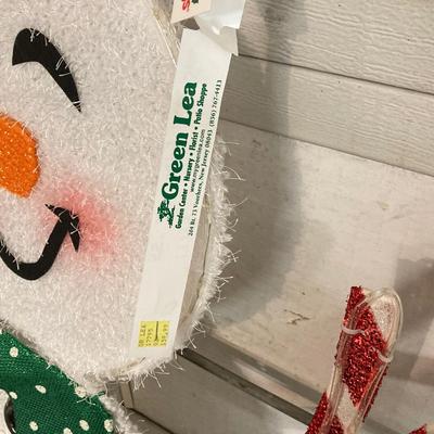 LOT 64: Outdoor Holiday Decor - Lighted Snowman, Christmas Tree and More
