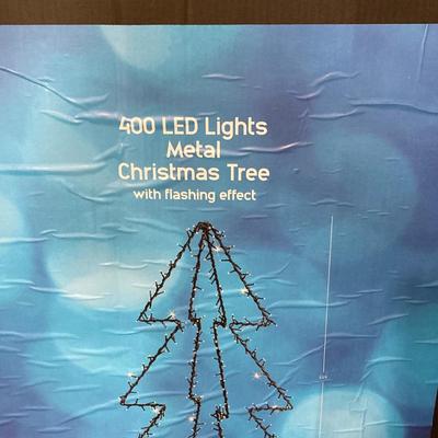 LOT 64: Outdoor Holiday Decor - Lighted Snowman, Christmas Tree and More