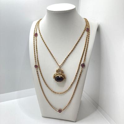 LOT 68: Collection of Vintage Costume Jewelry