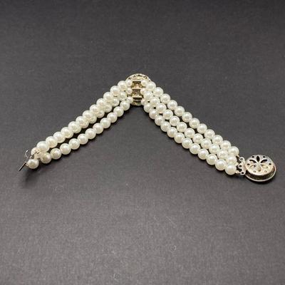 LOT 75: Collection of Vintage Jewelry - Cameo Brooch / Necklace, Bracelets and Earrings