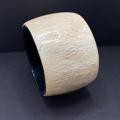 LOT 75: Collection of Vintage Jewelry - Cameo Brooch / Necklace, Bracelets and Earrings