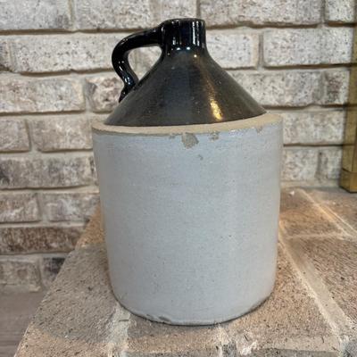 LOT 116: Vintage Two=Tone Glazed Pottery Jug