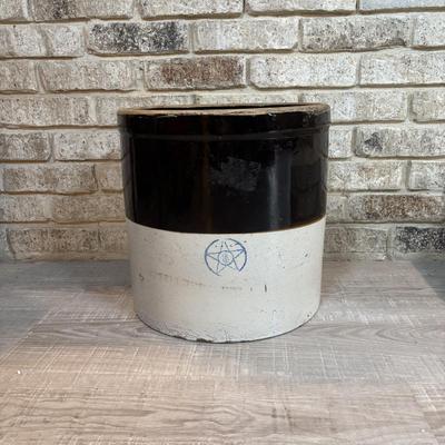 LOT 118: Vintage Star Stoneware Co., 6-Gallon Stoneware Crock