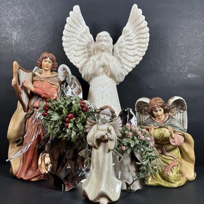 LOT 128: Holiday Angel Collection